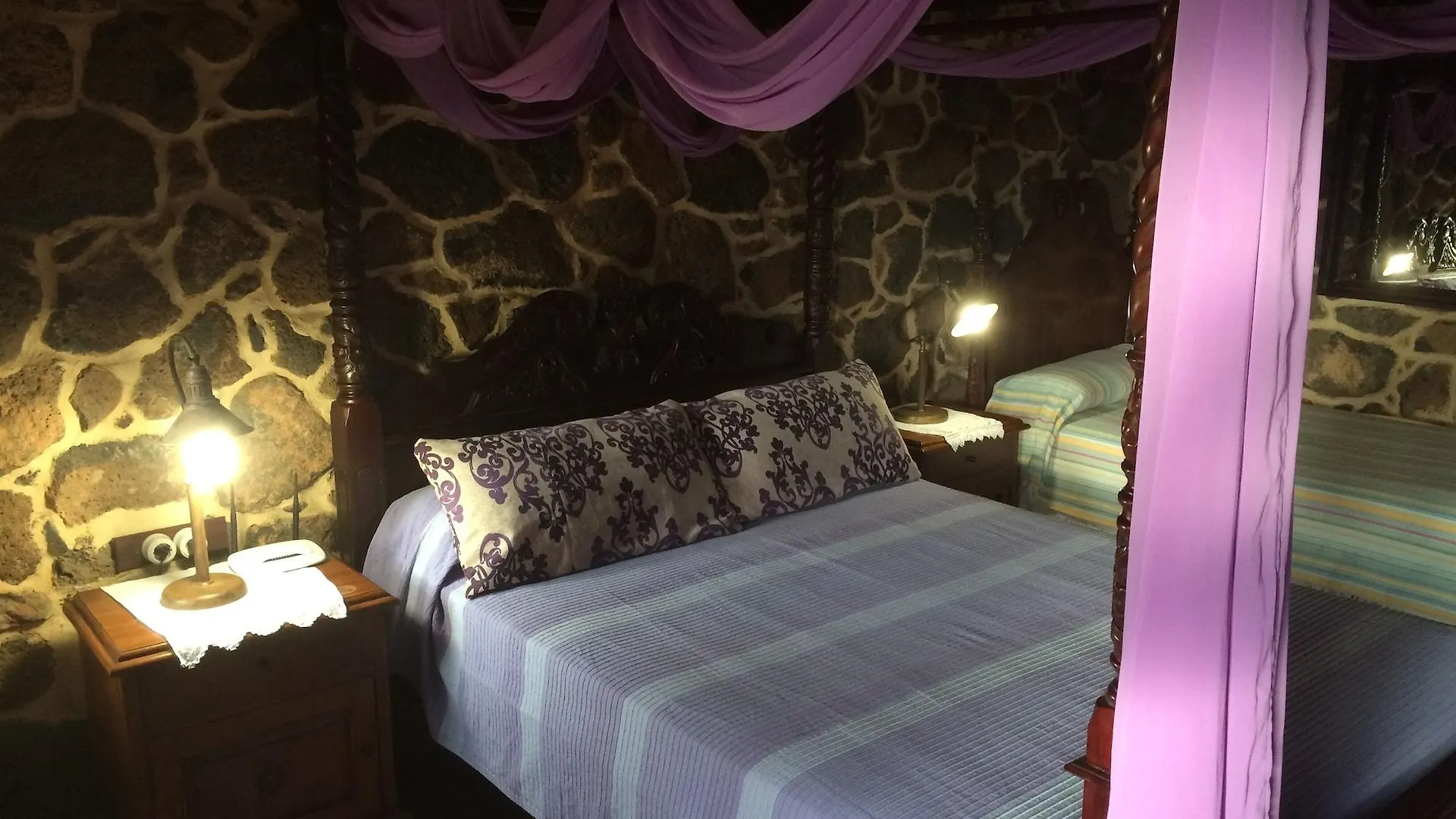 Guest house Hotel Rural Restaurante Mahoh Villaverde